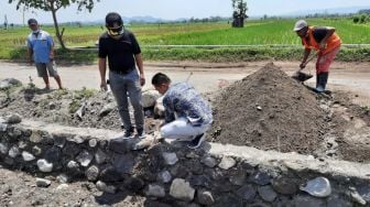 Anggota DPRD Blitar Mengamuk di Proyek Saluran Irigasi, Ini Masalahnya