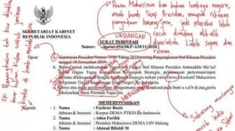 Typo Tingkat Dewa, Surat Stafsus Jokowi Direvisi Warganet Layaknya Skripsi