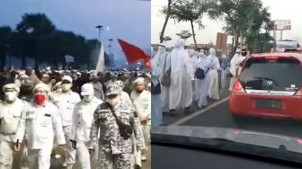 Sambut Kepulangan Habib Rizieq, Ribuan Massa Jalan Kaki