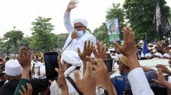 Bagian dari Habib, Abdillah Toha Tak Sambut Gembira Kepulangan Rizieq