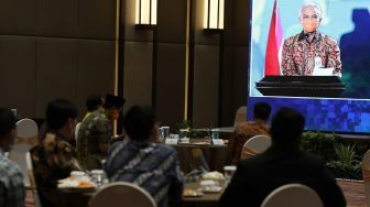 Janji Kemudahan Perizinan, Ganjar Pranowo Ajak Investor Investasi di Jateng