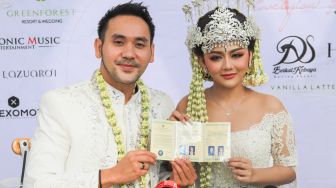 Baru Nikah, Jenita Janet Diminta Vicky Prasetyo Bikin Akar Kelapa