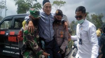 Ribuan Warga Dievakuasi Seiring Meningkatnya Aktivitas Gunung Merapi