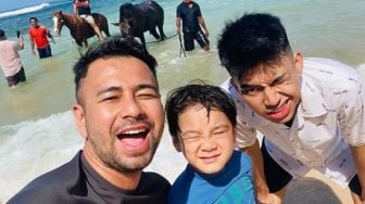 Tukang Bakso Mirip Raffi Ahmad Gabung Manajemen Rans, Segini Penghasilannya