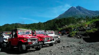 Laris Manis! Jip Wisata Lereng Merapi Dibanjiri Pengunjung saat Long Weekend