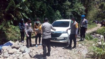 Bikin Merinding, Sopir Mobil Ini Ikuti Google Maps Malah Kesasar di Hutan