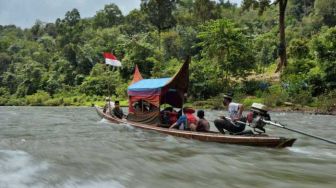 Festival Subayang, Cara Lestarikan Kearifan Lokal Riau dari Tepian Sungai