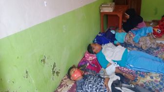 Satu Keluarga Keracunan Nasi Tutug Oncom di Cianjur, Ibu dan Anak Tewas