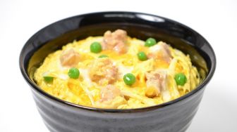 Resep Oyakodon, Menu Rice Bowl ala Jepang yang Cocok Dijadikan Menu Sarapan