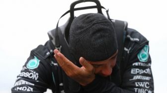 Rebut Gelar Ketujuh F1, Lewis Hamilton Tak Kuasa Luapkan Emosinya