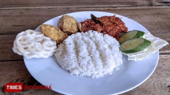 Kedai Jupe Cirebon, Where You Can Have All Super Spicy Chicken