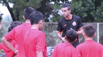 Mumpung Masih Libur, Dultra Latih Persija Soccer School di Sawangan