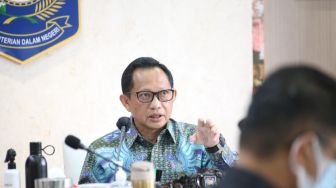 Mendagri Keluarkan Instruksi: Kepala Daerah Langgar Protokol akan Dicopot