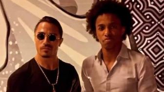 Liburan ke Restoran Salt Bae di Dubai, Willian Disemprot Arsenal