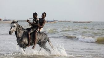 Misterius! Pulang Melaut, 500 Lebih Nelayan Senegal Terjangkit Penyakit Kulit Aneh