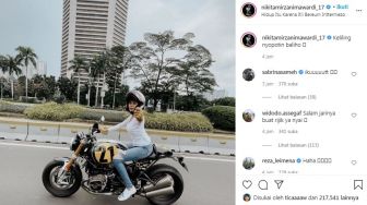 Unggah Foto Tunggangi Moge, Nikita Mirzani: Keliling Nyopotin Baliho
