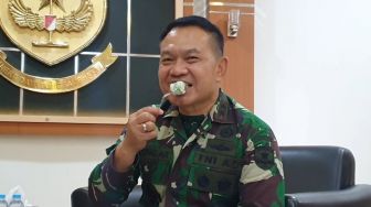 PKS Kritik Telak Ucapan Pangkostrad Dudung: Bukan Otoritas TNI Bicara Kebenaran Agama!