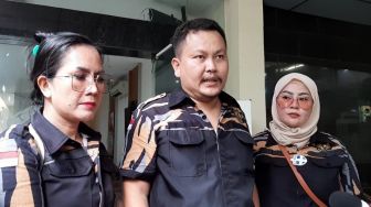 Demo Desak Gisella Anastasia Jadi Tersangka, Dewinta Bahar Numpang Pansos?