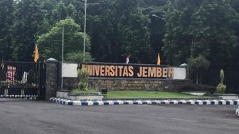 3 Pegawai UNEJ Meninggal Berdekatan, Dimakamkan Sesuai Protokol Covid-19