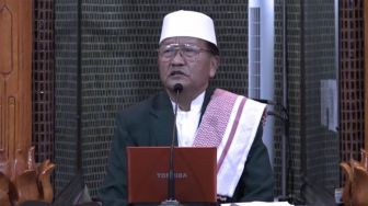 Sugeng Tindak Kiai Mas'ud Ali, Jenengan Tiyang Sae