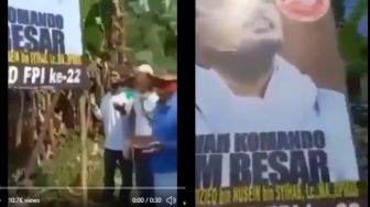 Viral Video Bapak-bapak Berdoa di Depan Baliho Habib Rizieq