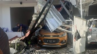 DUAAARRR! Ada Ledakan di Bekasi, 3 Rumah hancur