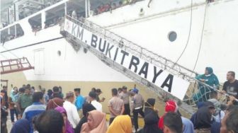 Harga Tiket Kapal Laut Rute Baubau - Raha - Kendari Naik 25 Persen