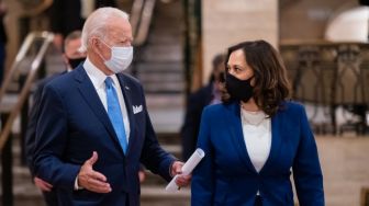 Jalankan Tugas Presiden, Kamala Harris Gantikan Biden yang Sedang Terkena COVID-19