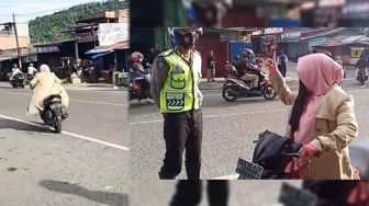 Viral Emak-emak Teriak Takbir Saat Disetop Polisi, Warganet Soroti Sikapnya