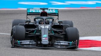 F1 GP Bahrain, Lewis Hamilton Waspadai Ancaman Red Bull