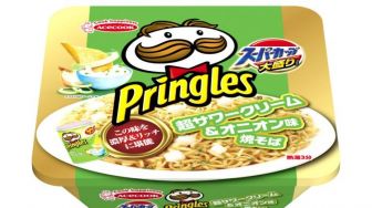 Wow, Jepang Rilis Mi Instan Rasa Keripik Kentang Pringles