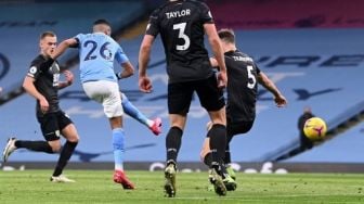 Riyad Mahrez Hattrick, Manchester City Pesta Gol ke Gawang Burnley