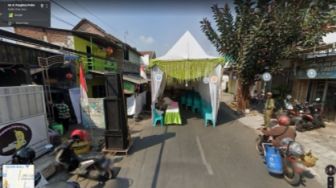 Viral Potret Google Maps Kalah sama Tenda Perkawinan, Warganet: Ku Menangis