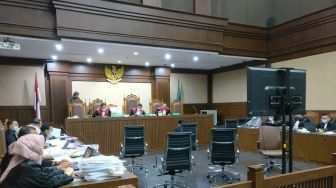 Skandal Fatwa MA, Jaksa Bawa Adik Kandung Terdakwa Pinangki ke Sidang