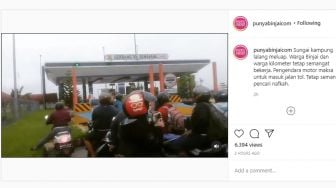 Viral Puluhan Pemotor Diduga Ingin Masuk Tol, Gegara Jalan Terendam Banjir