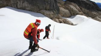 Puncak Jaya di Papua Jadi Gletser Tropis Terakhir di Dunia, Terancam Punah