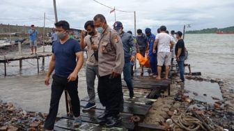 Sudah Dilarang Tetap Nekat Berenang, Warga Cilegon Tewas di Pantai Merak