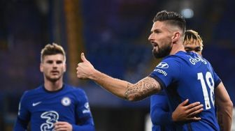 Lagi Moncer-moncernya, Giroud Bawa Chelsea Hajar Leeds United 3-1