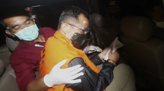Korupsi saat Wabah Covid-19, ICW Desak KPK Tuntut Eks Mensos Juliari Penjara Seumur Hidup