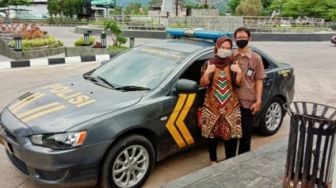 Gara-gara Istri Ngidam, Satrio Diangkut Mobil Patroli Polisi