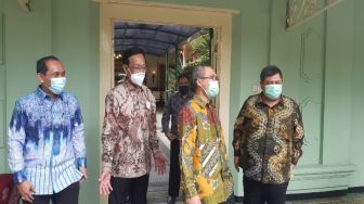 Bertemu Sultan di Tengah Penyidikan Korupsi Mandala Krida, KPK Disorot