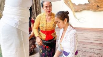 Kembali Jalani Ritual Adat Bali, Jessica Iskandar Disentil Warganet Begini
