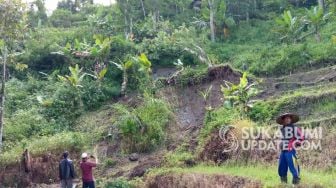 Belum Pulang hingga Malam, Kakek di Sukabumi Tertimbun Longsor di Sawah