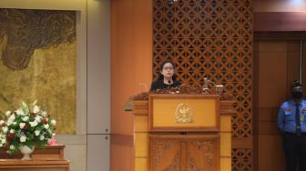 Puan Maharani Minta Pemerintah Pastikan Prokes dan Keamanan Vaksin