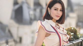 Vicky Zainal Menyayangkan Rumah Tangganya Harus Kandas