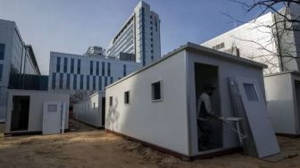 Kasus Covid-19 Naik Lagi, Korsel Bikin Tempat Tidur RS dari Kontainer