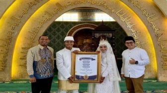 Unik, Pria Pekanbaru Ini Pilih Saham Mahar Pernikahannya