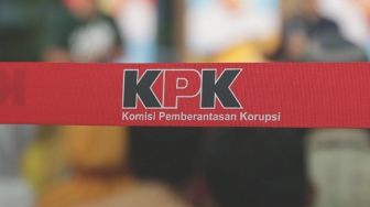 KPK Lelang Rampasan Hasil Korupsi, Rp1 Jutaan Dapat Enam Iphone