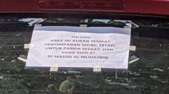 Serba Asal-asalan, 7 Potret Parkir Ngawur Ini Bikin Kesal