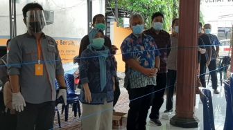 Sambangi Gresik, Ketua KPU Sidak Sirekap yang Sempat Eror
